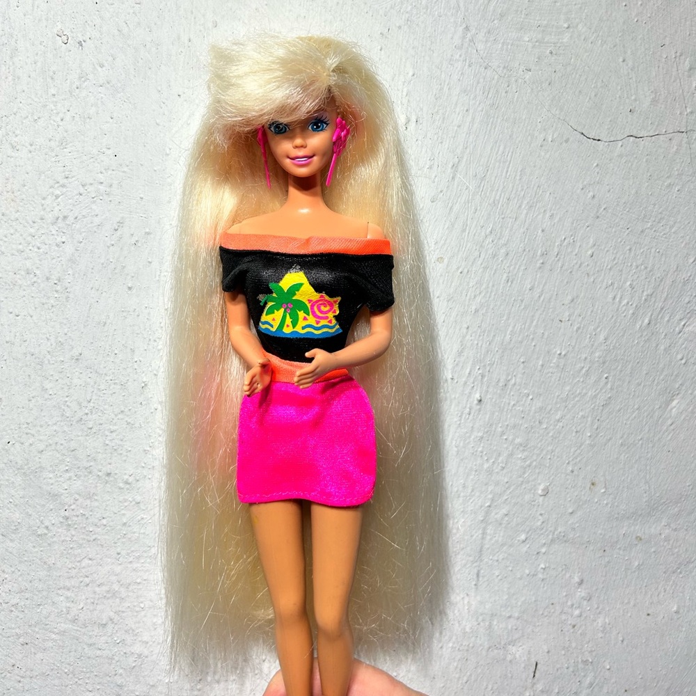Glitter hair barbie